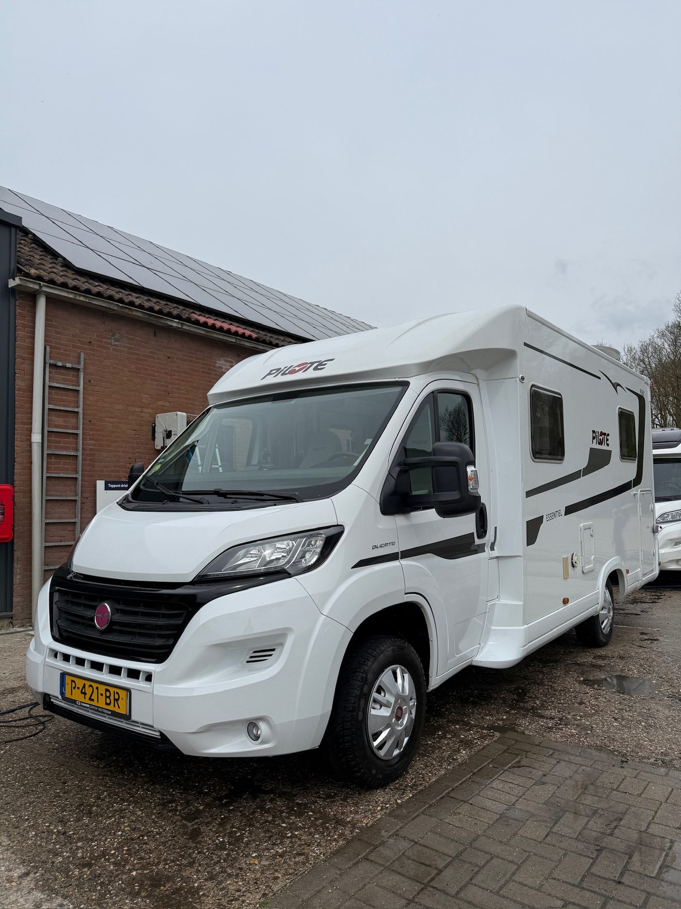 Camper- en caravanreiniging door TP Detailing